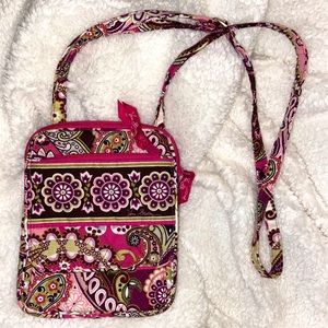 Vera Bradley Crossbody Bag!! 😍